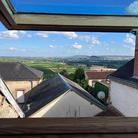 Un Petit Coin Sous Les Toits Villa Hautvillers Dış mekan fotoğraf