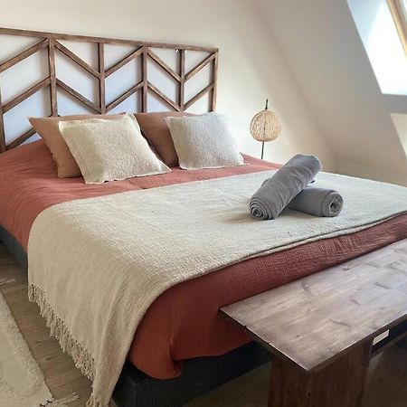 Un Petit Coin Sous Les Toits Villa Hautvillers Dış mekan fotoğraf